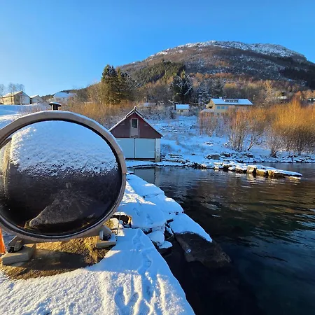 Frydenlund Fjord Retreat - Sauna, Shoreline & Boat Hamre (Vindafjord)