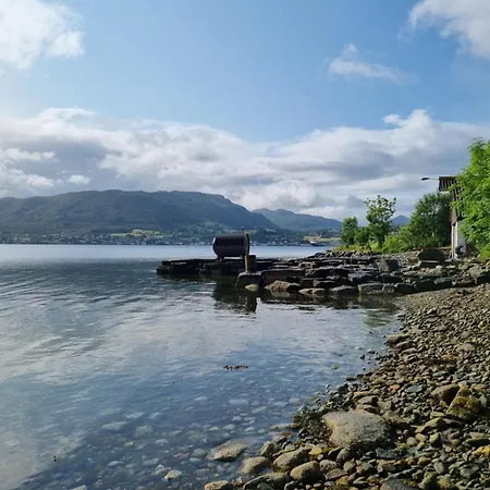 Frydenlund Fjord Retreat - Sauna, Shoreline & Boat Hamre (Vindafjord)
