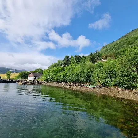 Frydenlund Fjord Retreat - Sauna, Shoreline & Boat