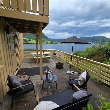 Frydenlund Fjord Retreat - Sauna, Shoreline & Boat Hamre (Vindafjord)