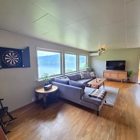 Frydenlund Fjord Retreat - Sauna, Shoreline & Boat Hamre (Vindafjord)