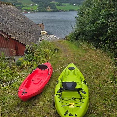 Frydenlund Fjord Retreat - Sauna, Shoreline & Boat *